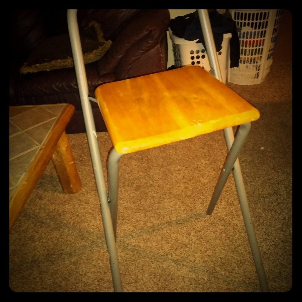 High sitting chairs
